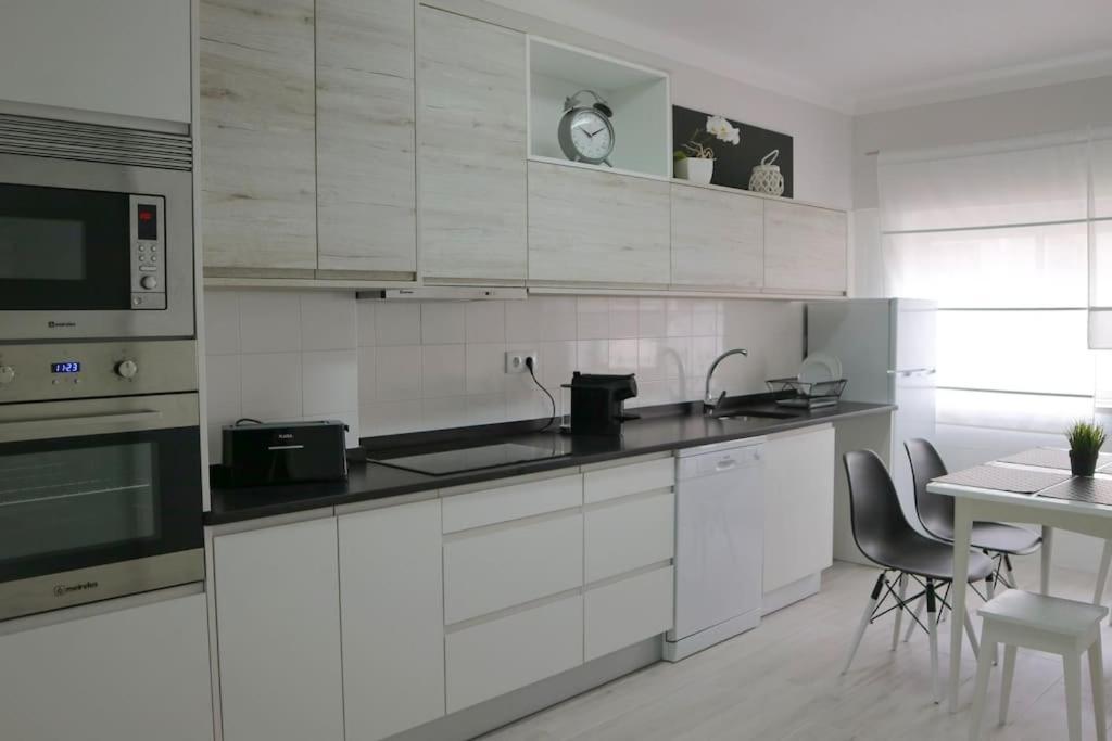 Beautiful And Cozy Flat Close To Beach And Center Lagos Kültér fotó